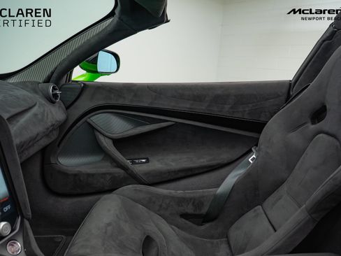 Used 2024 McLaren 750S Base image 36