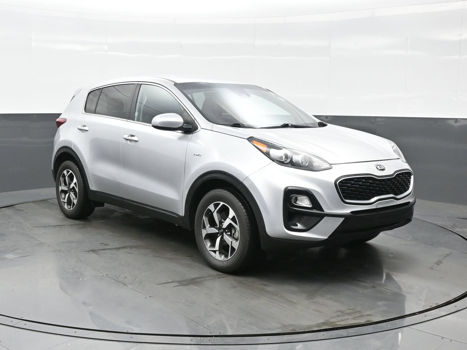 Used 2022 Kia Sportage LX AWD/4WD image 2