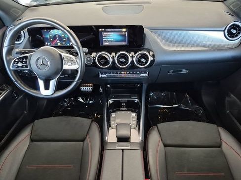 Used 2022 Mercedes-Benz GLA 250 4MATIC image 13
