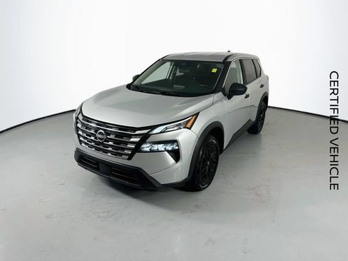 Certified 2024 Nissan Rogue S FWD image 5
