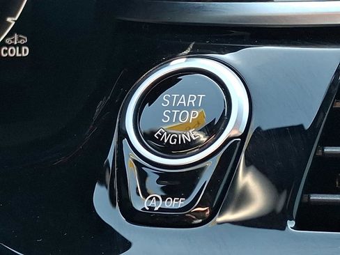 Used 2023 BMW M550i xDrive w/ Executive Package image 25