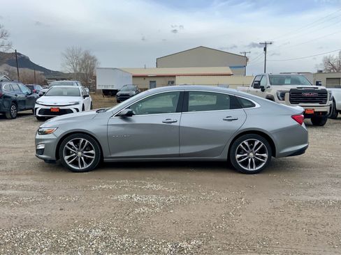 Used 2023 Chevrolet Malibu LT image 2