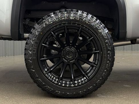 Used 2026 GMC Sierra 1500 AT4X AWD/4WD image 11