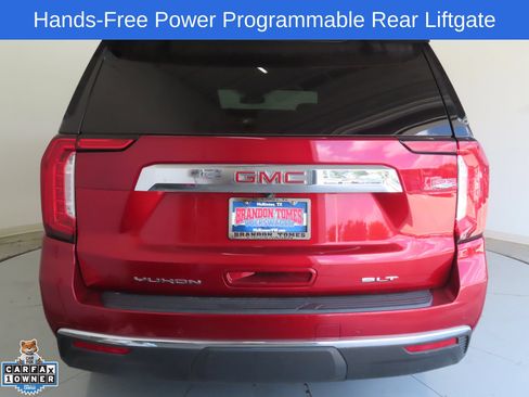 Used 2024 GMC Yukon SLT AWD/4WD image 4