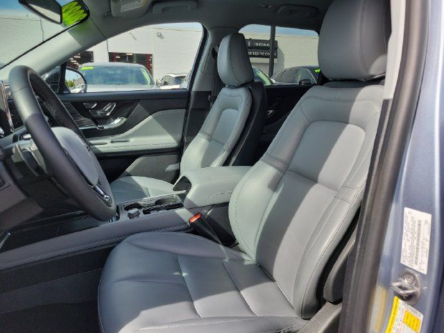 Used 2022 Lincoln Corsair FWD image 5
