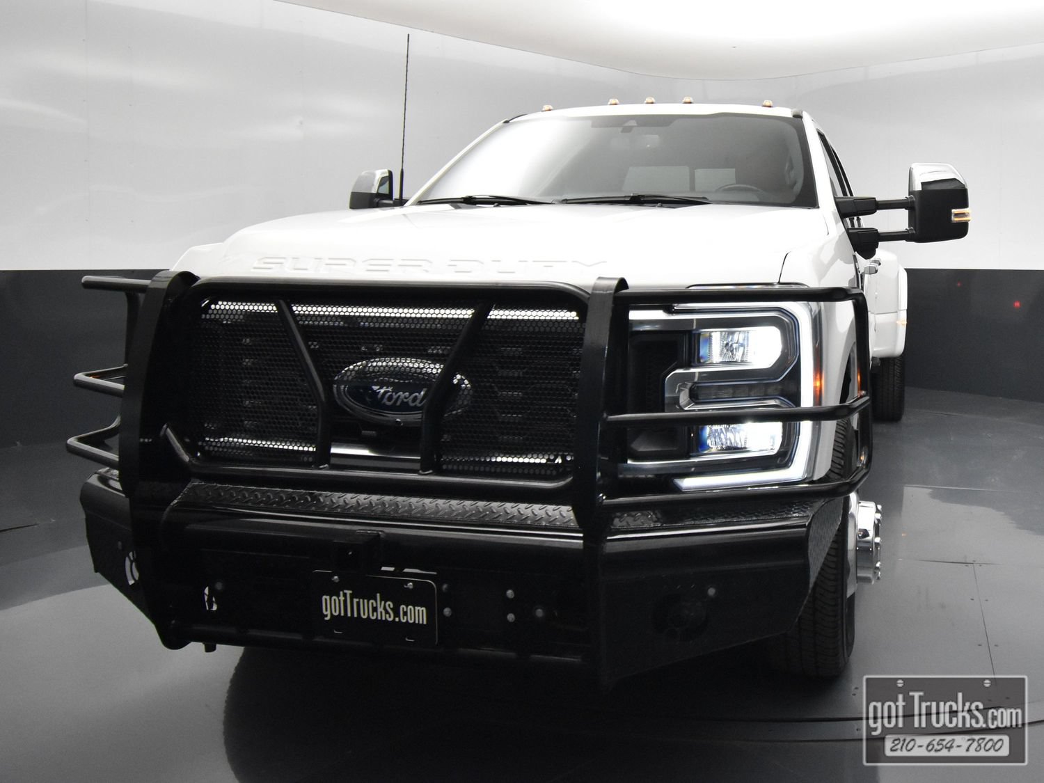 Used 2024 Ford F350 Lariat w/ Lariat Ultimate Package AWD/4WD image 53