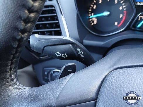 Used 2017 Ford Escape Titanium image 17