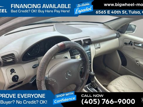 Used 2005 Mercedes-Benz C 320 Sedan image 7