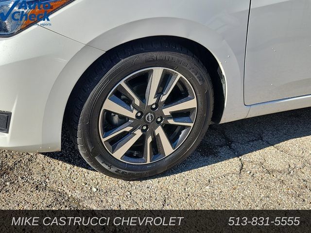 Used 2024 Nissan Versa SV FWD image 9