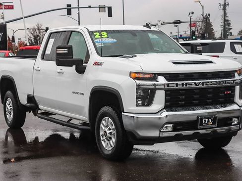 Used 2023 Chevrolet Silverado 2500 LT w/ Convenience Package image 5