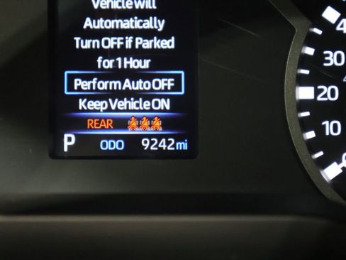 Used 2026 Toyota Tundra SR5 w/ SR5 Premium Package AWD/4WD image 38