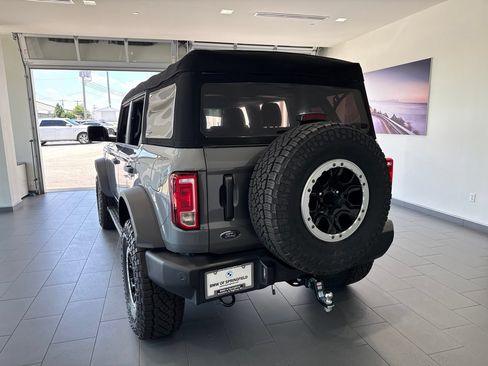 Used 2023 Ford Bronco Big Bend w/ Sasquatch Package AWD/4WD image 6