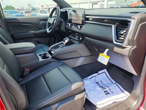 New 2026 GMC Canyon Elevation w/ Convenience Package image 16