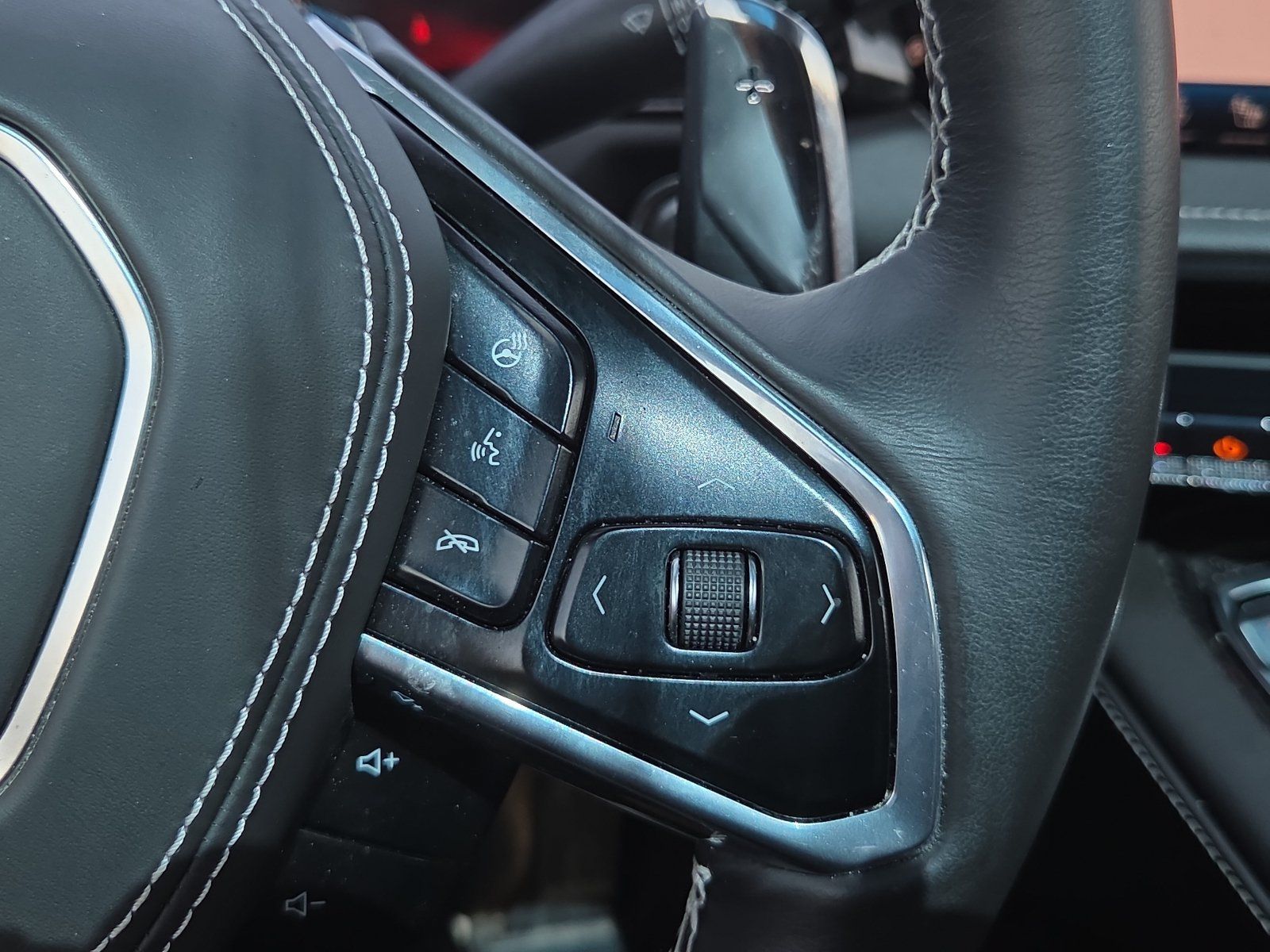 Used 2026 Chevrolet Corvette Z06 w/ Stealth Interior Trim Package RWD image 17