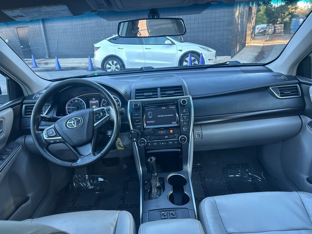 Used 2017 Toyota Camry XLE FWD image 27
