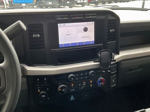 Used 2023 Ford F250 XL w/ STX Appearance Package image 6