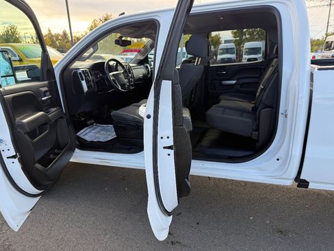 Used 2016 Chevrolet Silverado 3500 LT image 13