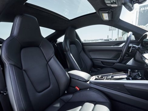 Used 2025 Porsche 911 Turbo S image 36