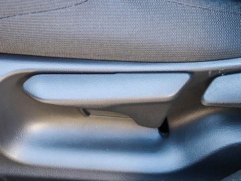 Used 2025 Toyota Corolla SE image 24