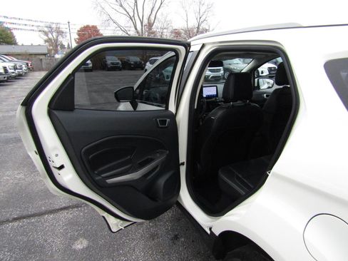 Used 2021 Ford EcoSport Titanium AWD/4WD image 19