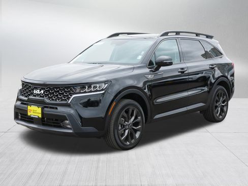Certified 2023 Kia Sorento X-Line EX AWD/4WD image 3
