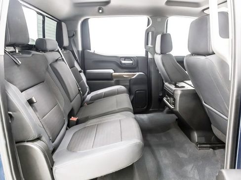 Used 2019 Chevrolet Silverado 1500 LT Trail Boss AWD/4WD image 35