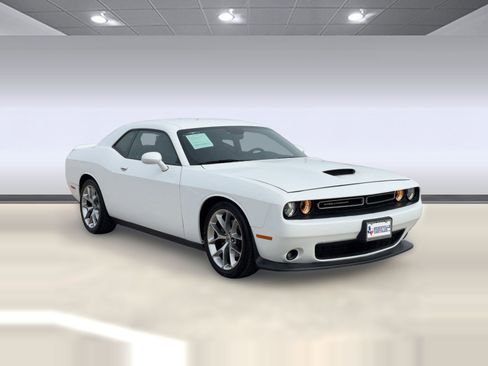 Used 2022 Dodge Challenger GT image 6