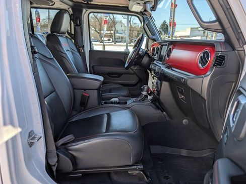 Used 2023 Jeep Wrangler Unlimited Rubicon w/ Steel Bumper Group image 12