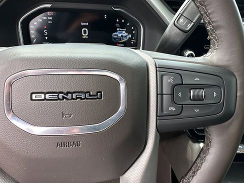 Used 2025 GMC Sierra 2500 Denali w/ Denali Reserve Package AWD/4WD image 27
