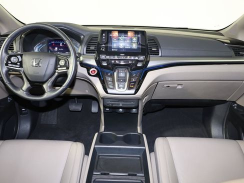 Used 2023 Honda Odyssey Touring image 8