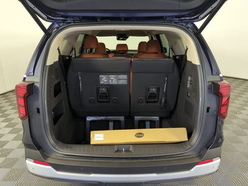 New 2026 Kia Carnival EX image 29