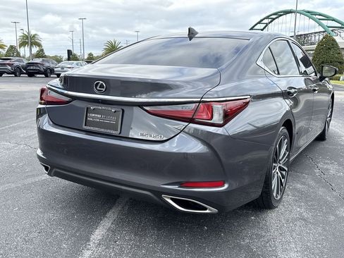 Used 2023 Lexus ES 350 350 w/ Premium Package image 11