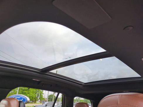 Used 2022 Lincoln Aviator Reserve w/ Equipment Group 201A AWD/4WD image 19