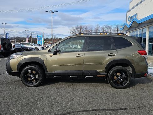 Used 2022 Subaru Forester Wilderness image 7