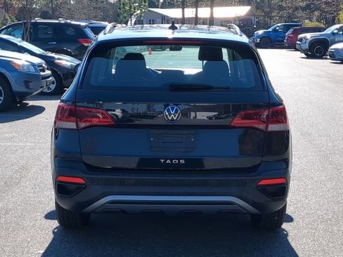 Used 2024 Volkswagen Taos S image 5