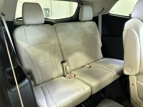 Used 2022 Buick Enclave Premium w/ Experience Buick Package image 35