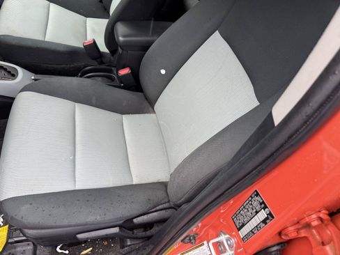 Used 2014 Toyota Prius C Two FWD image 9