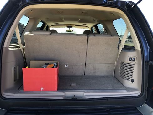 Used 2005 Ford Expedition King Ranch image 9