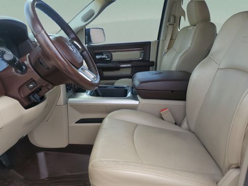 Used 2016 RAM 1500 Laramie w/ Convenience Group AWD/4WD image 14