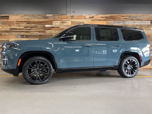 New 2026 Jeep Grand Wagoneer Summit image 19