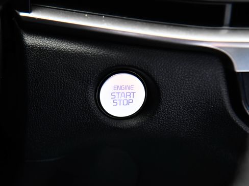 Used 2025 Kia Sorento S w/ Panoramic Sunroof Package FWD image 35