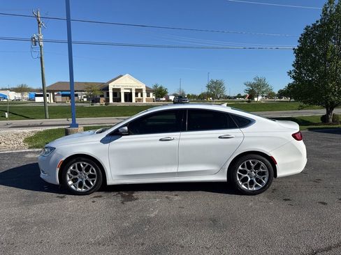 Used 2016 Chrysler 200 C w/ Premium Group FWD image 2