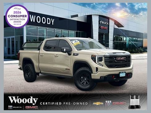 Certified 2023 GMC Sierra 1500 AT4 w/ AT4 Premium Package AWD/4WD image 1
