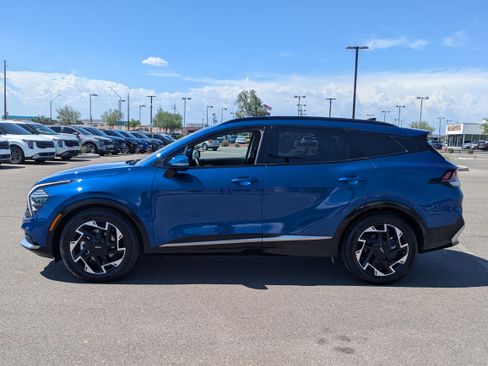 Certified 2025 Kia Sportage SX FWD image 2