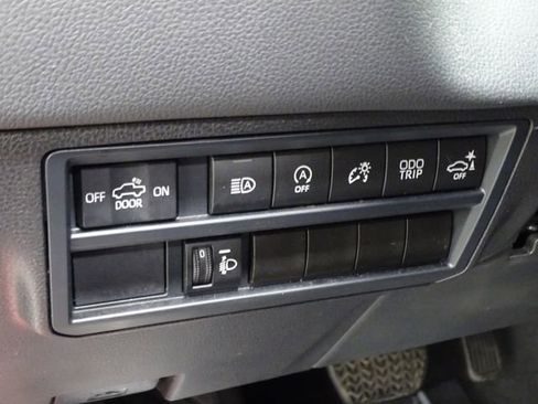 Used 2025 Toyota Tundra Limited image 17