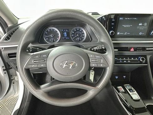 Used 2022 Hyundai Sonata SE FWD image 15