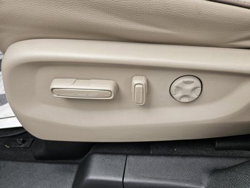 Used 2024 Honda Odyssey Elite image 9