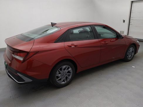 Used 2024 Hyundai Elantra SEL image 10