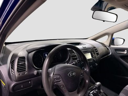 Used 2017 Kia Forte LX w/ LX Popular Package image 11