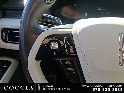 Certified 2023 Lincoln Aviator Black Label w/ Dynamic Handling Package AWD/4WD image 23